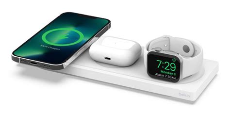 Belkin Boost Charge Pro 3 In 1 Wireless Charging Pad For Iphone Apple