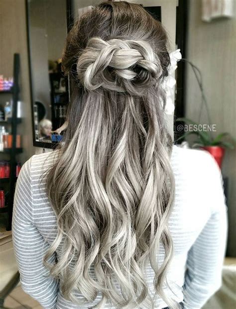 Grey Hair Trend 20 Glamorous Hairstyles For Women 2018 Page 3