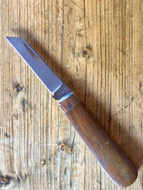 A Wright And Son Sheffield England Small Lambsfoot Knife With Rosewood