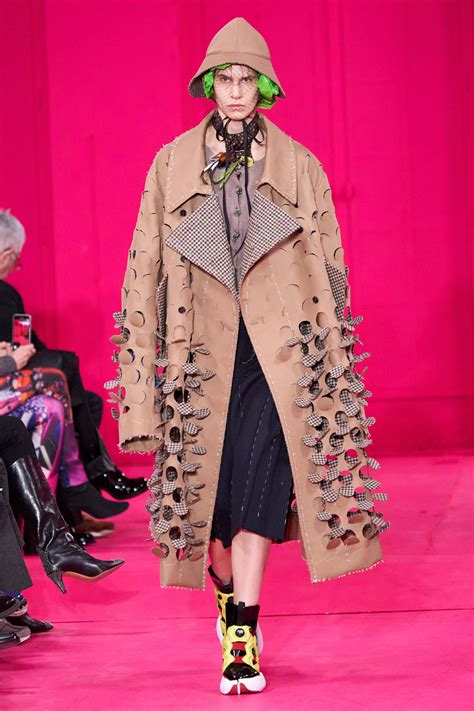 Maybe you would like to learn more about one of these? Maison Margiela Spring 2020 Couture Collection in 2020 ...