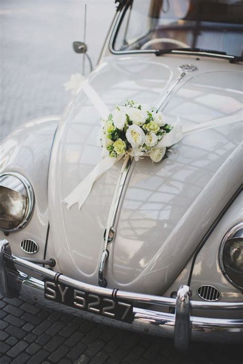 Depending on what your style is, you can choose a such decorations are perfect for vintage cars or those with rounded trunks! Indian Wedding Car Decoration Ideas that are Fun and ...