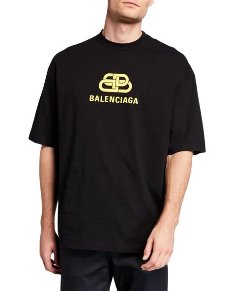 Balenciaga continues to maintain its reputation as a fashion powerhouse. Balenciaga Synthetic Men's Bb Logo Typographic T-shirt in ...