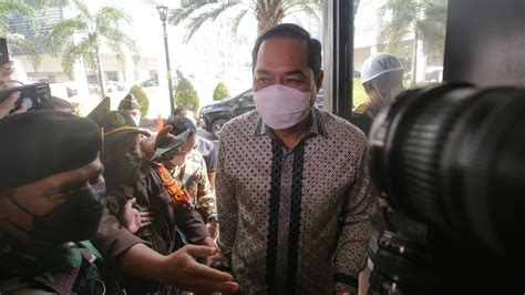 Foto Kejagung Pastikan Eks Mendag Lutfi Tak Hadir Pemeriksaan Soal Dugaan Korupsi Cpo