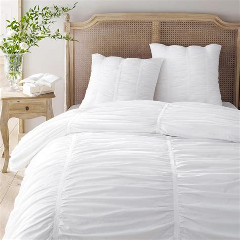 We did not find results for: Parure housse de couette blanche 240x220 + 2 taies d ...