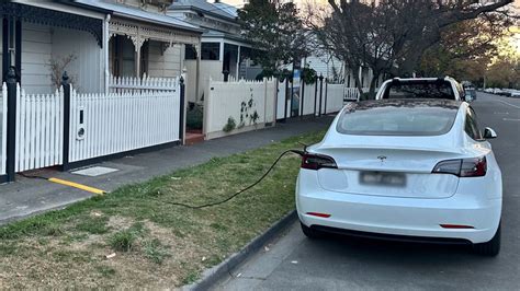 Can I Charge My Electric Car At Home With An Extension Cord