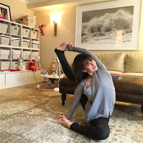 Hilaria Baldwin Doing Yoga Instagram 03 Gotceleb