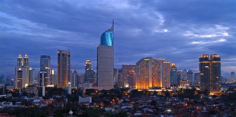 Gorontalo, kendari, manado, palu, pare pare. Exploring the Cities of Indonesia - Expatify