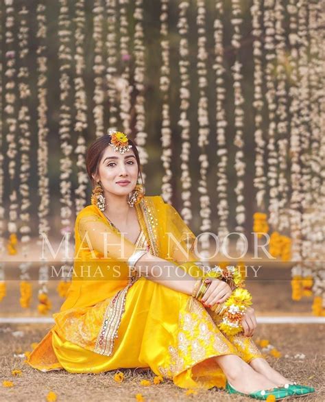 Pin By 👑mar Uj👑 On Mayun Wedding Dress Styles Pakistani Wedding