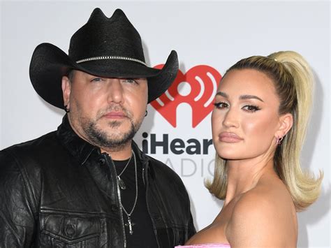 Fellow Country Stars Turn On Jason Aldean’s Wife For Anti Trans Posts The Independent