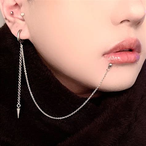 Lipnose To Ear Chain Lip Ring And Earring Jewelry Lip Ring Etsy In 2023 Lip Piercing