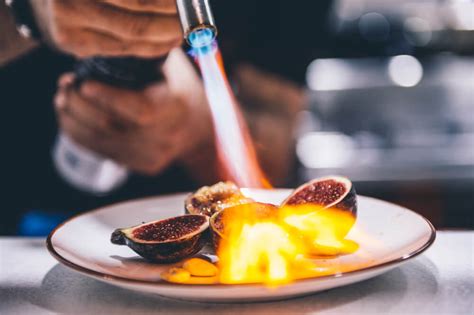 The best kitchen torch should be effective and fast. Best Kitchen Torch Reviews (Chefs Favourite) - Food Champs