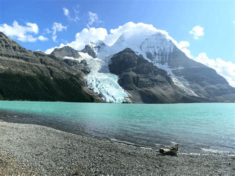 Hiking Berg Lake Trail In Mount Robson Provincial Park • Roaming Spices