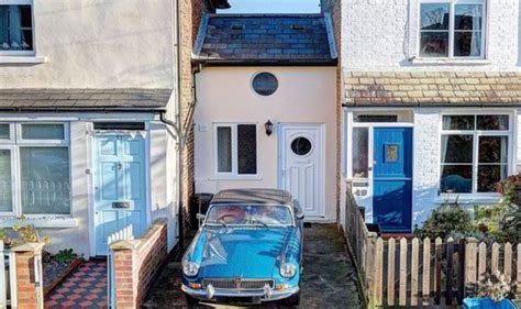 Tiny London Home Just Eight Feet Wide Goes On Sale For £300k Uk
