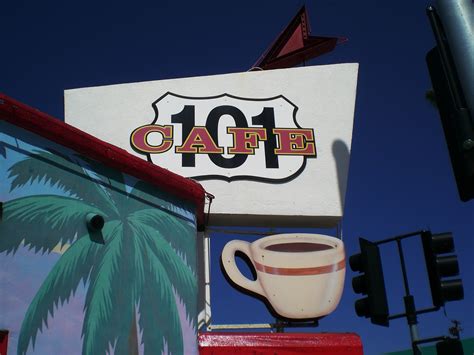 The 101 Cafe in Oceanside. Photography by David E. Nelson | Beach week