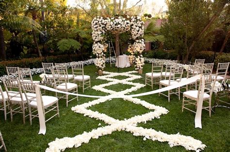 Rose Petal Aisle Runner For Outdoor Wedding Ceremonies