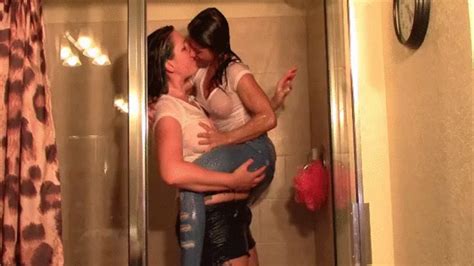 Vanessa Shower Combo Mp Lesbian Alice Adult Clips Dl