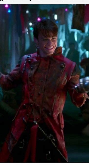Thomas Doherty As Harry Hook ️ ️ ️ ️ ️ ️ Harry Hook Disney Channel