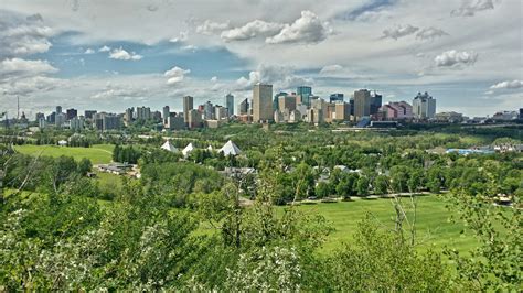 Edmonton Alberta Spending Summer Discovering Our Capital City