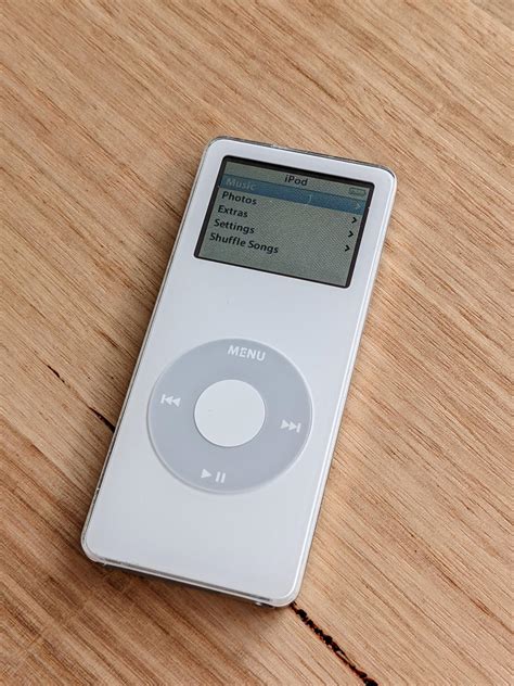 Apple Ipod Nano 1st Gen 1gb White Ifurb Australia