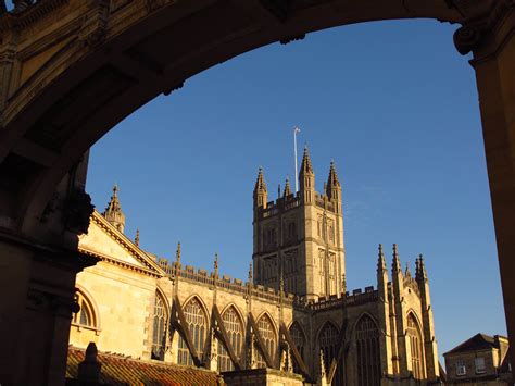 Bath Abbey Viewed Through Arch7842011313 Amy Laughinghouse Hits The