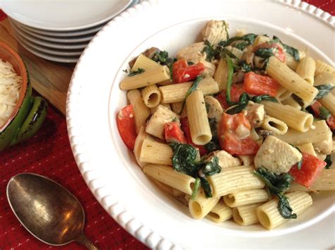 Remove pan and place roasted garlic in blender. Chicken and Spinach Ziti Recipe | Schlotterbeck & Foss