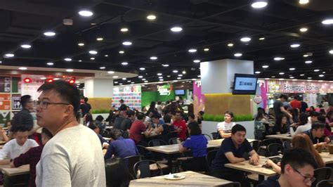 An ordinary looking stall in an ordinary food court in mid valley is drawing the crowds. Popcorn Food Hall, Mid Valley Megamall 2nd Floor - YouTube