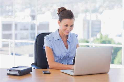 7 Tips For Sitting At Your Office Desk And Office Chair
