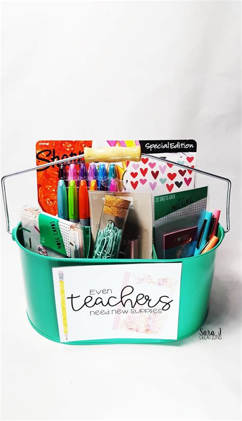 Find the very best teacher appreciation gifts here! Teacher Appreciation Gift Ideas | Sara J Creations