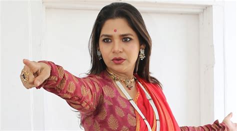 Review Of Sudipta Chakraborty Starrer Binodini Opera Sangbad Pratidin