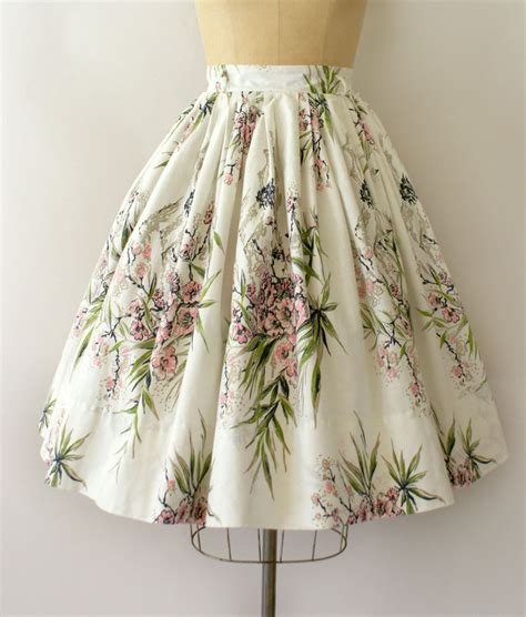 1950s Vintage Skirt 50s Floral Cotton Circle Skirt Lunch In The