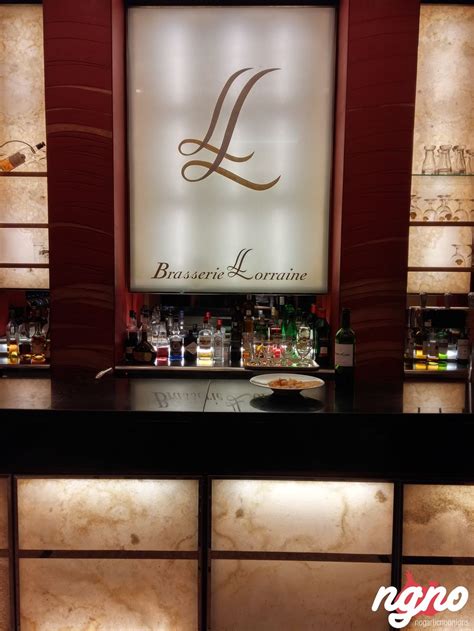 Lorraine, paris institution of place des ternes ideally situated place des ternes, close to the place de l'etoile, la brasserie lorraine offers. Brasserie La Lorraine, Paris :: NoGarlicNoOnions ...