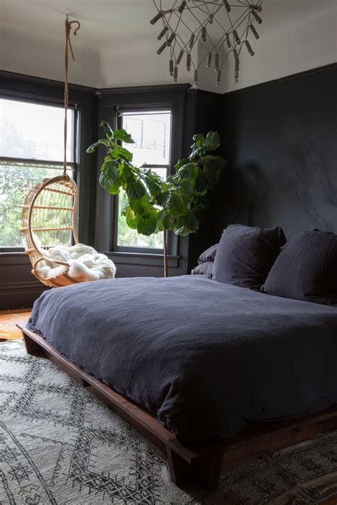 16 Beautiful Rooms That Prove Black Walls Are Totally Accessible