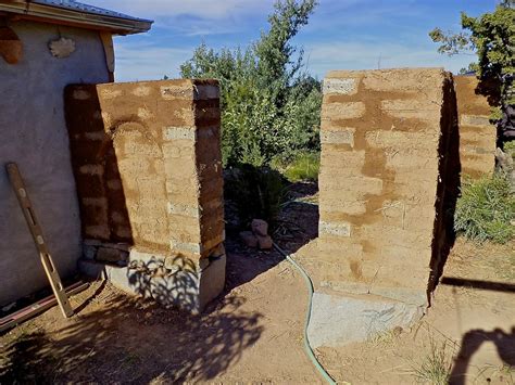 Alt Build Blog Building An Adobe Wall 6 Plastering And Creating The