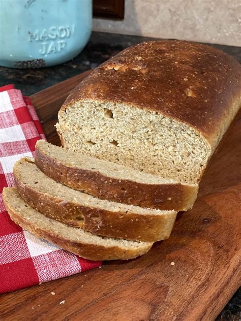 An easy to make keto yeast bread recipe for the bread machine. Deidre's Low Carb Bread Recipe (made Keto!) - Low Carb Inspirations