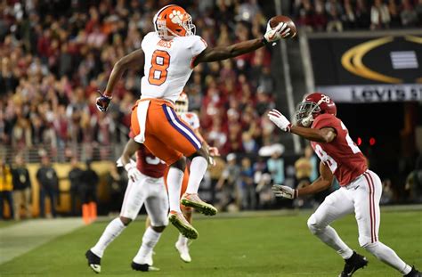 wild angle shows the ridiculous circus catch clemson breakout receiver justyn ross made while
