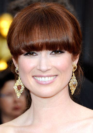 See more ideas about ellie kemper, kemper, ellie. Bridesmaids Oscars Makeup: Pale Lips And Peach Blush - The Kit
