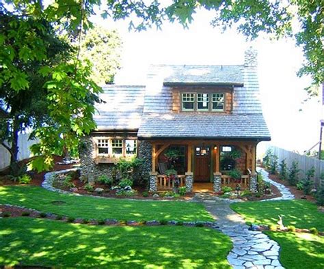 Cottage Of The Week Country Cottages Home Bunch Interior Design Ideas