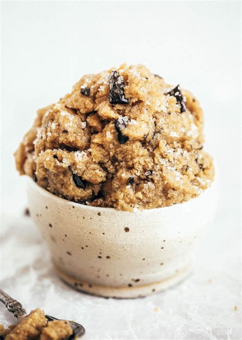 Just sweet enough to satisfy that craving, yet there are no added sugars, artificial sweeteners, dairy, or gluten. No Bake Healthy Paleo Cookie Dough - Paleo Gluten Free Eats