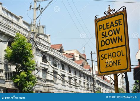 University Of The City Of Manila School Zone Sign At Intramuros In