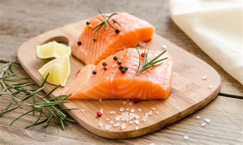 Check spelling or type a new query. Vitamin D Deficiency: Symptoms, Causes and Foods to Eat ...