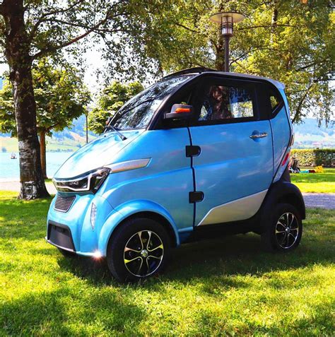 China City Street 2 Seater Electric Car With Closed Cabin China