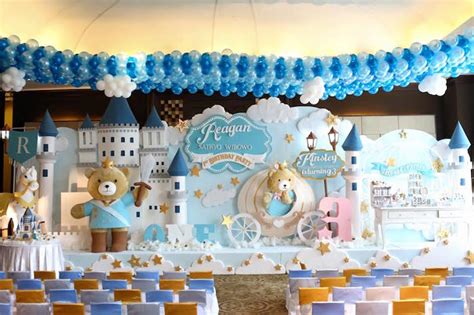 Gender reveal banners it's a girl. Kara's Party Ideas Stage + Backdrop from a Royal Teddy ...