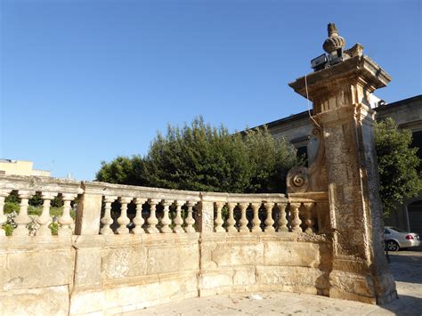 Ci trovi a francavilla fontana in provincia di brindisi e a taranto. "Castello Imperiali di Francavilla Fontana", Franca Villa ...