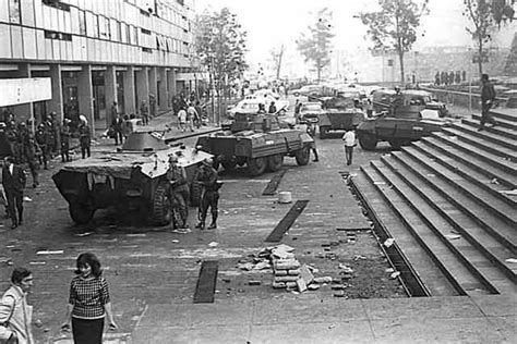 It occurred in the plaza de las tres culturas in the tlatelolco section of mexico city. Matanza de tlatelolco 1968 en Pinterest | Pancho villa, 2 ...