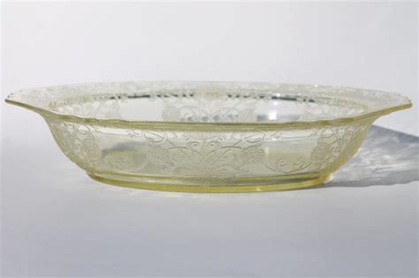 Vintage Hazel Atlas Yellow Depression Glass Florentine Poppy Oval Bowl