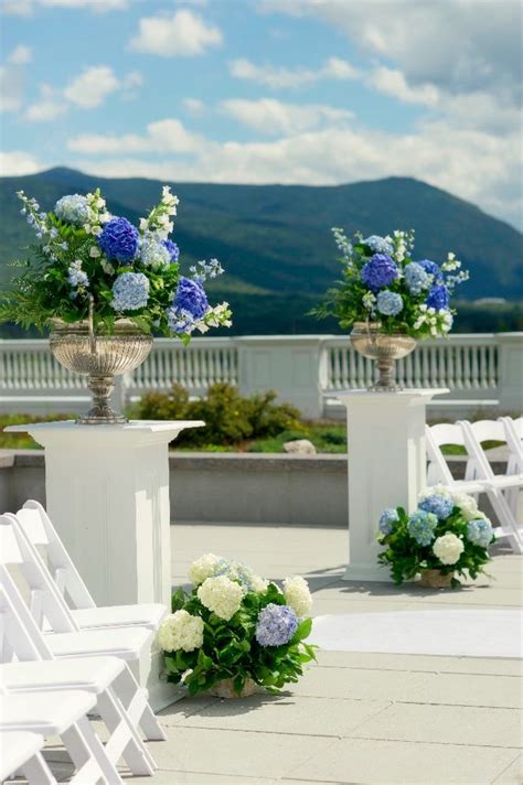 5 Bretton Woods New Hampshire Wedding Ceremony Flowers Real Weddings Table Decorations