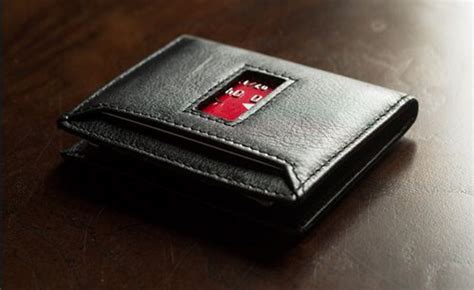 10 Best Minimalist Wallets To Hold Everything You Need Hongkiat
