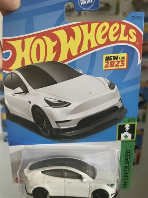 Hot Wheels Tesla Model Y White 37 2023 Hw Green Speed 800 Picclick