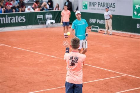 vidÉo Âge recrutement mission qui sont les ramasseurs de balles de roland garros actu paris