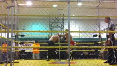 Shawn Christopher Vs Brian Lawless Steel Cage Youtube